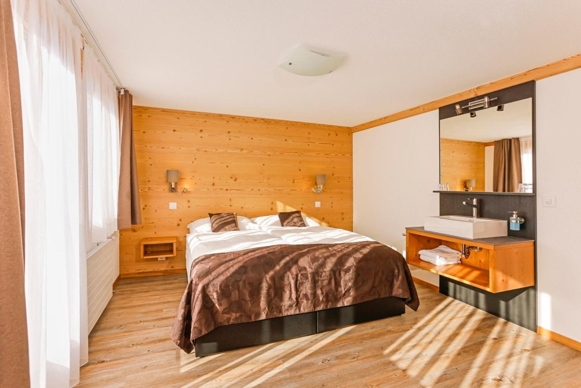 Berghotel Hahnenmoos Adelboden Esterno foto